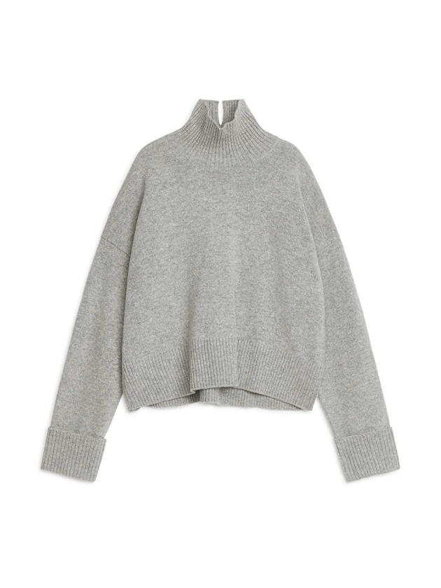 Pull en laine à col montant - Brun chiné - Knitwear - ARKET FR