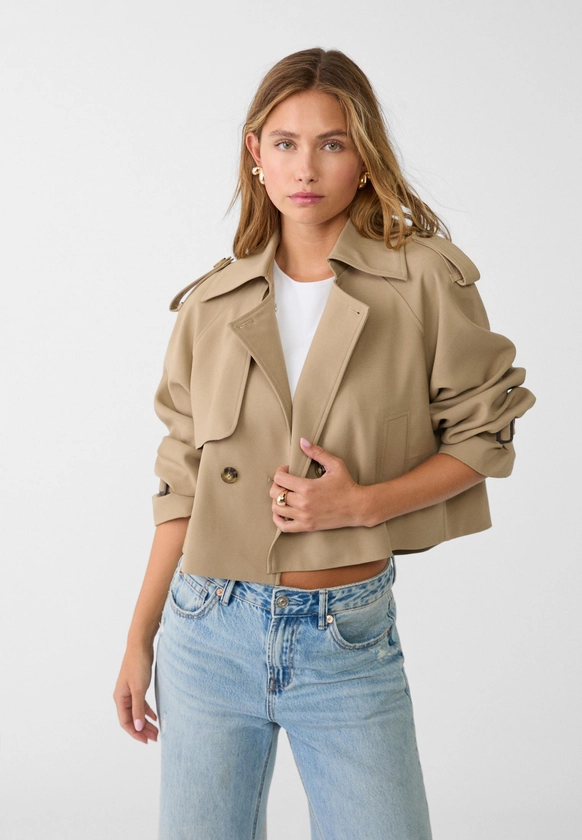 Trench court fluide habillé - Mode femme | Stradivarius France