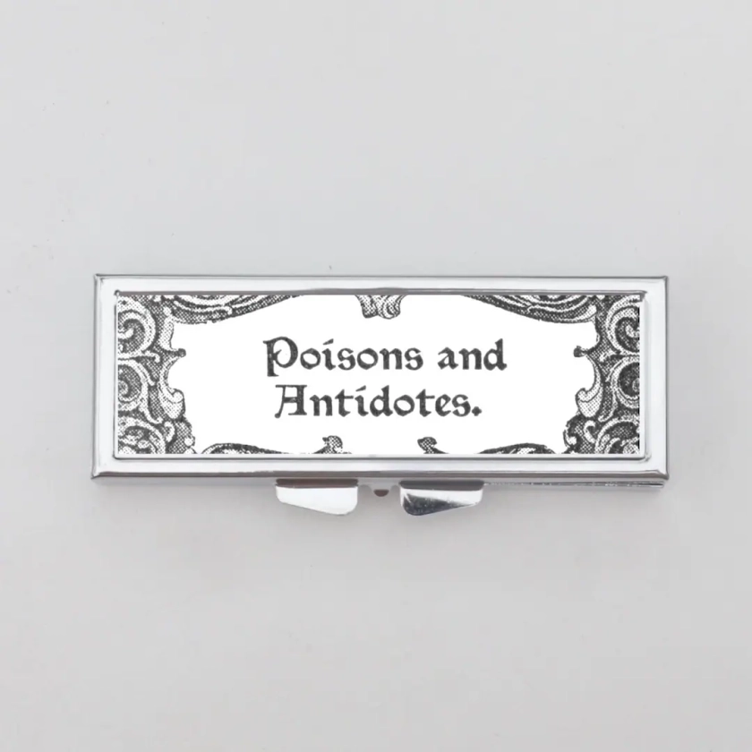 Poisons and Antidotes Pill Box Steampunk, Gothic, Curious, Strange and Unusual, Gifts, Trinket Box, Pill Case, Pill Holder, Travel Size - Etsy.de