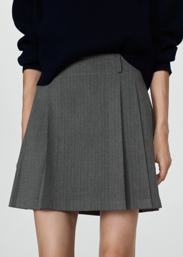 Pinstriped pleated skirt - Women | MANGO USA