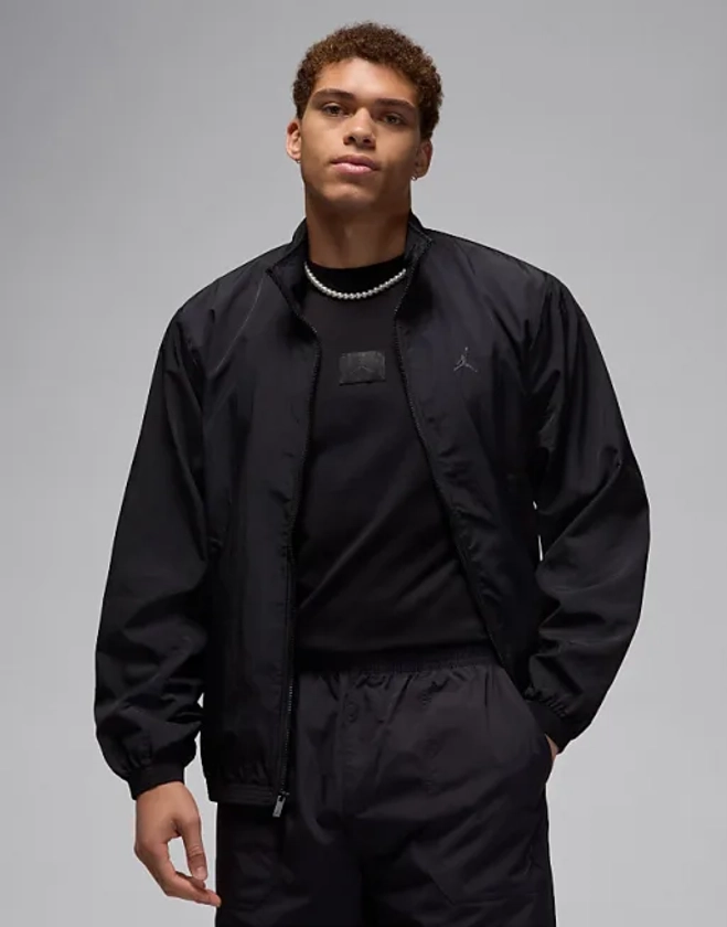 Jordan - Essentail - Veste tissée coupe-vent - Noir | ASOS