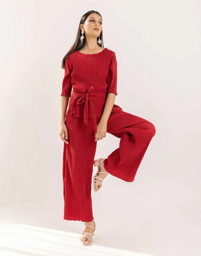 Maya pleated co-ord set in red, set of two