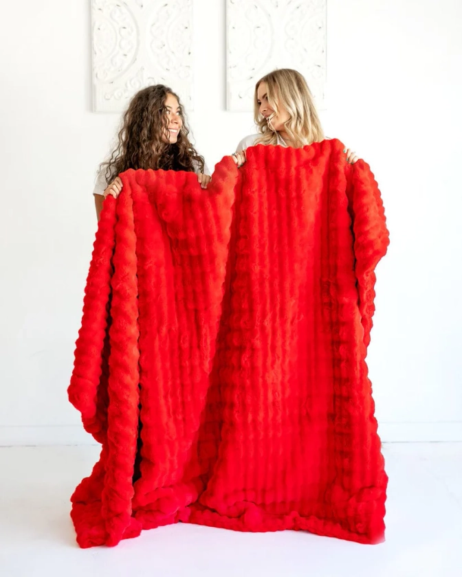 Ripple Red Blanket