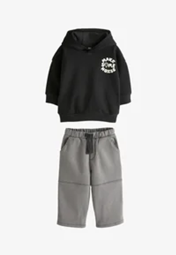 Next CARPENTER JOGGERS SET - Survêtement - black stripe/noir - ZALANDO.FR