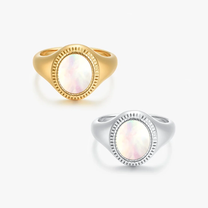 Mother of Pearl Signet Ring (Unisex)