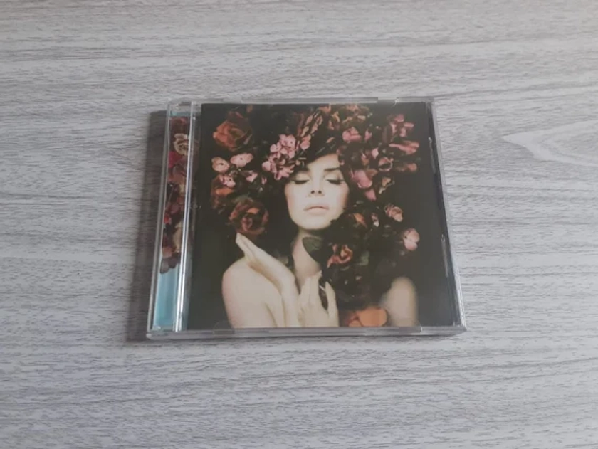 Lana Del Rey - Love & Sadness (aangepaste audio-cd)