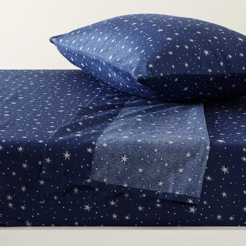 Amazon Basics - Juego de sábanas de microfibra suave y fácil de lavar para niños, 3 piezas, individual, azul marino galaxia