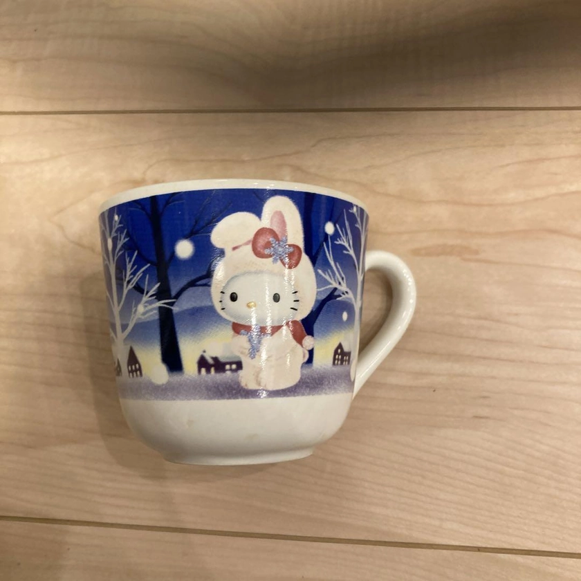 Hello Kitty Snow Rabbit Retro Coffee Cup 2001 w/ Tracking 17.9 diameter