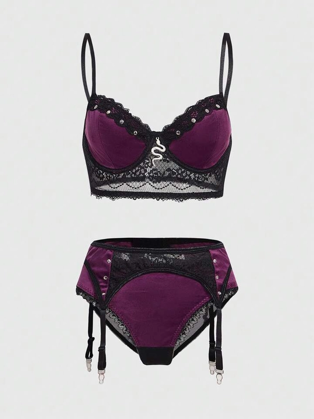 Goth Lace Lingerie With Snake-shaped Pendant