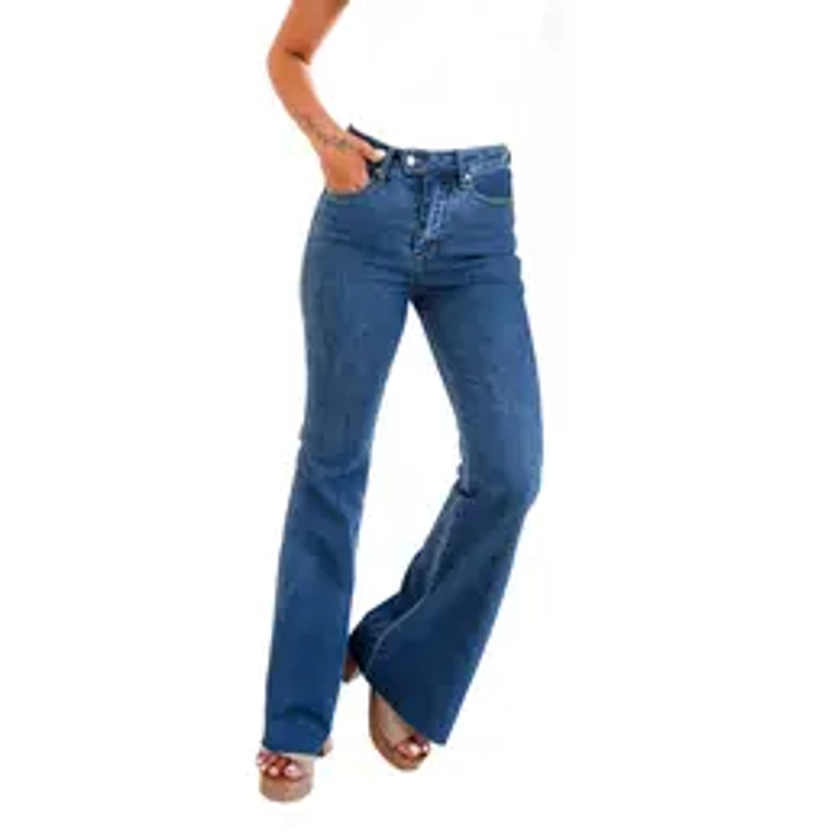 Judy Blue Triple Threat High Rise Medium Wash Cool Denim Tummy Control Top Flare Jeans