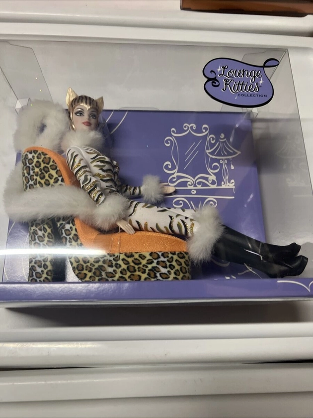 Lounge Kitties Collection * 2003 * Barbie Collectables *TIGER