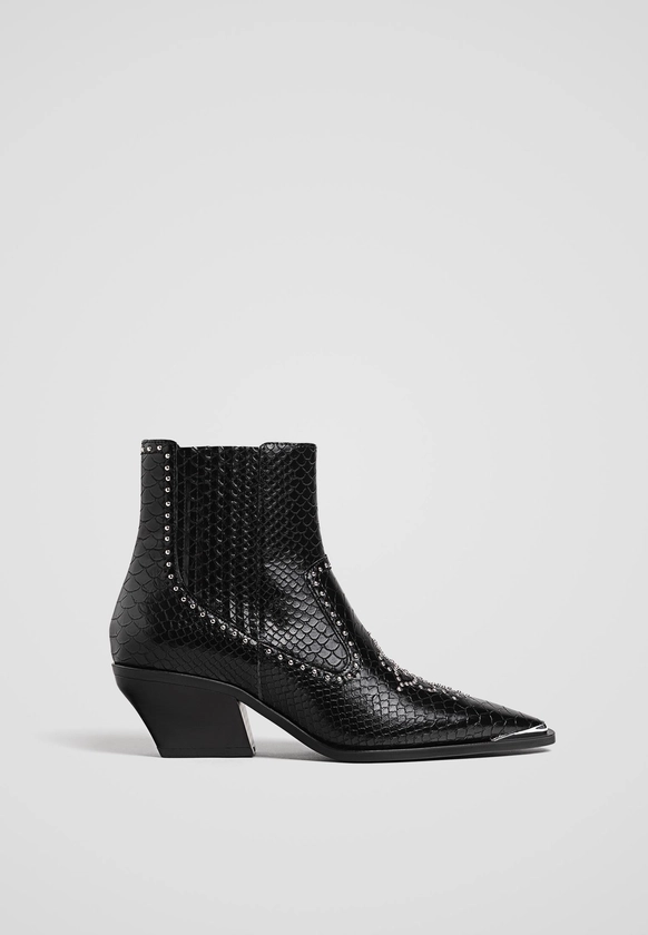 Bottines cowboy cloutées - Toutes femme | Stradivarius France