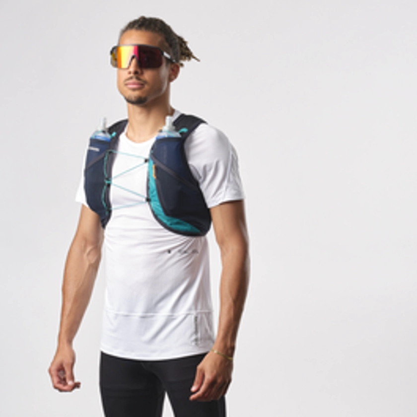 Active Skin 4 - Unisex Running Vest with flasks included | Salomon