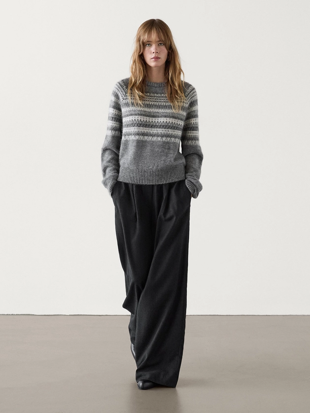 Knit jacquard sweater with design · Grey · Sweaters And Cardigans | Massimo Dutti