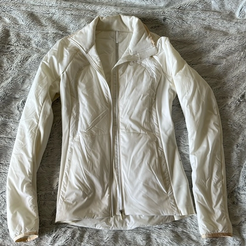 Lululemon lightweight jacket white 4