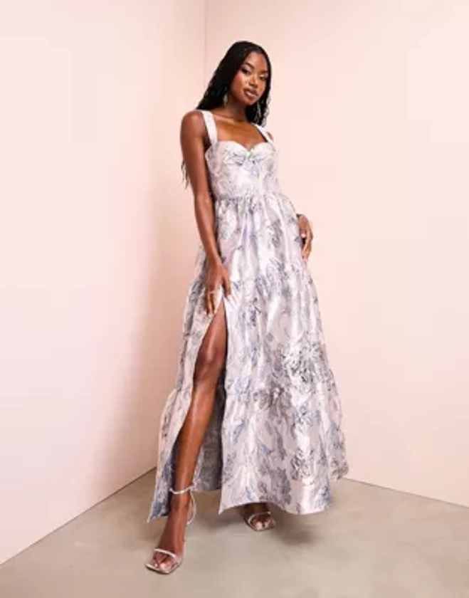 ASOS LUXE - Robe longue en jacquard imprimé avec bretelles fines et corset - Bleu/argenté | ASOS