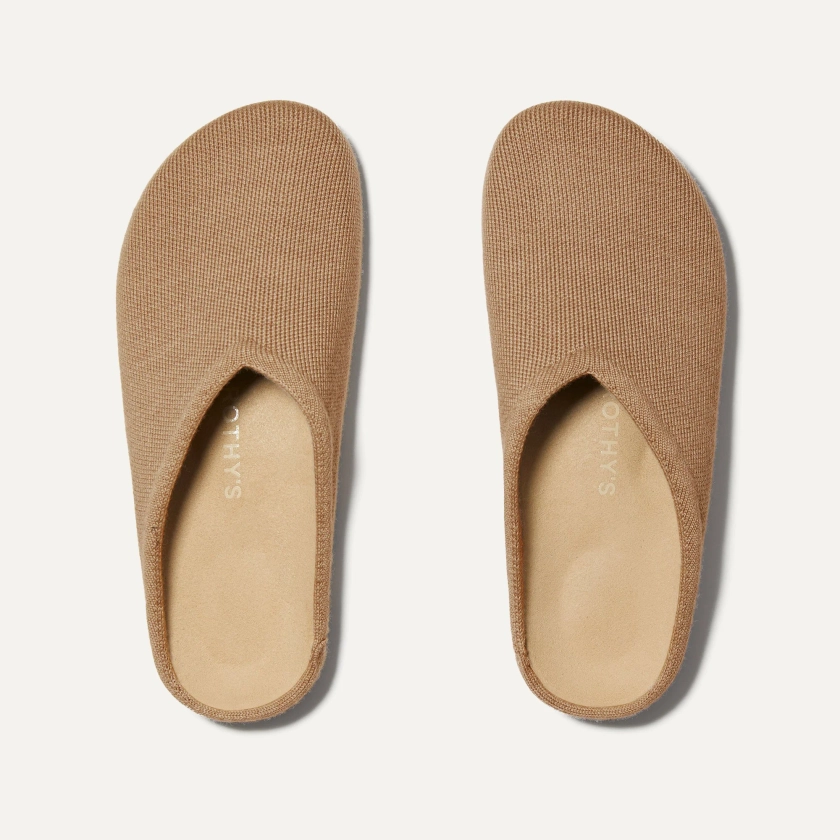 The Casual Clog in Butternut | Rothy's