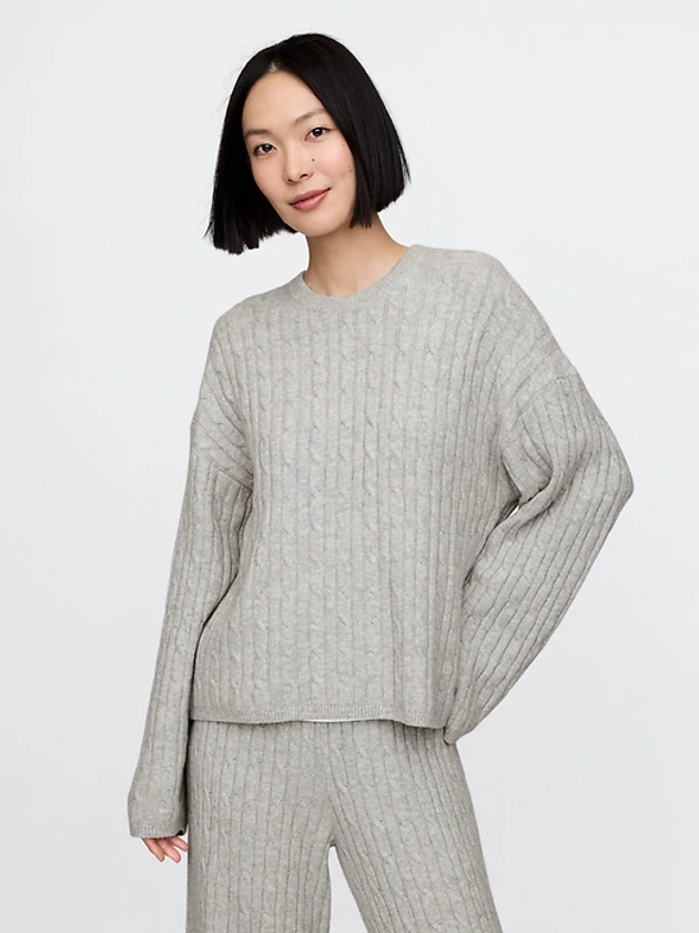 CashSoft Cable-Knit Sweater