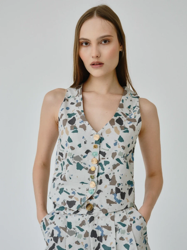 Daphne Waistcoat Top in Terrazzo