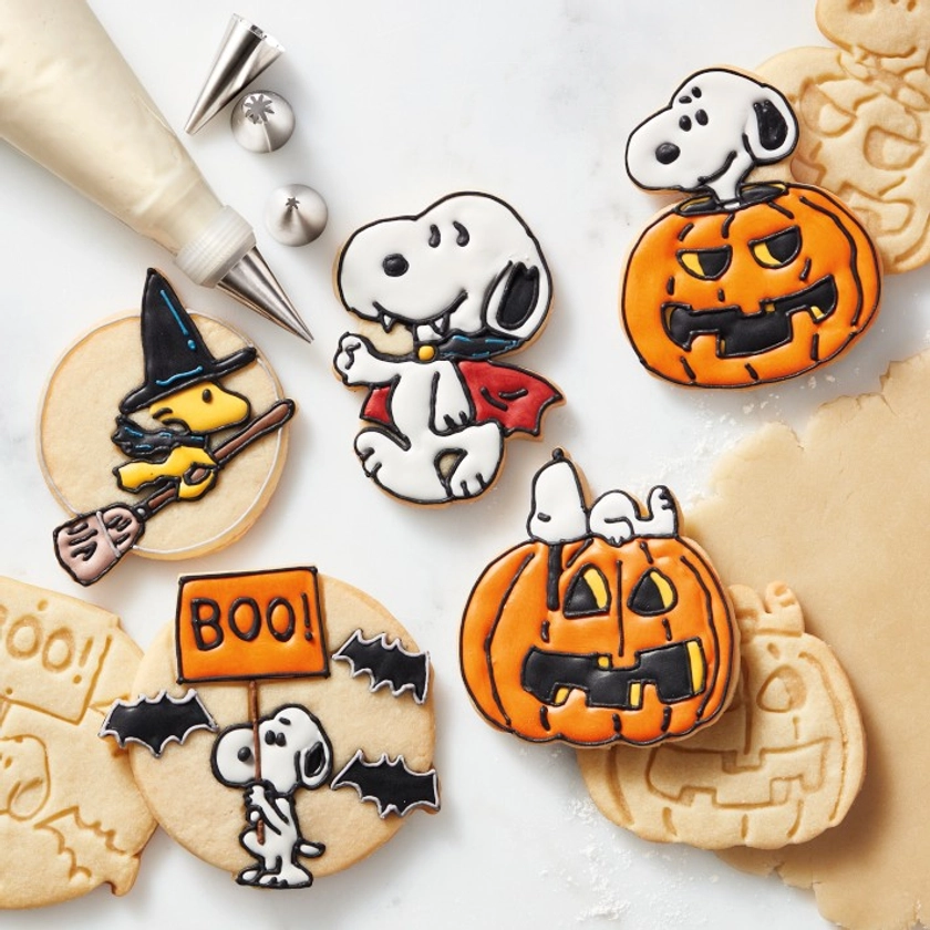 PEANUTS™ Halloween Impression Cookie Cutters, Set of 22