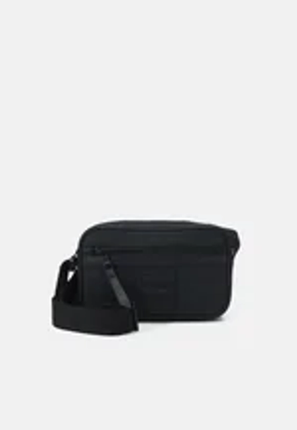 Tommy Hilfiger SIGNATURE REPORTER UNISEX - Sac bandoulière - black/noir - ZALANDO.FR