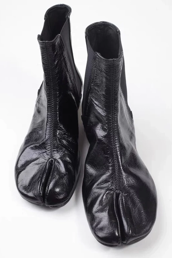 MM6-style Patent Leather Tabi Boots