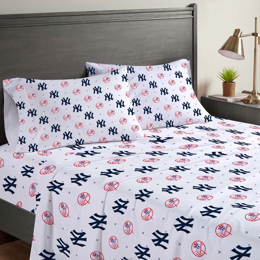 New York Yankees Pegasus Four-Piece Queen Sheet Set