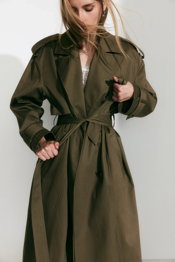 Twill trench coat - Long sleeve - Long - Dark khaki green - Ladies | H&M GB