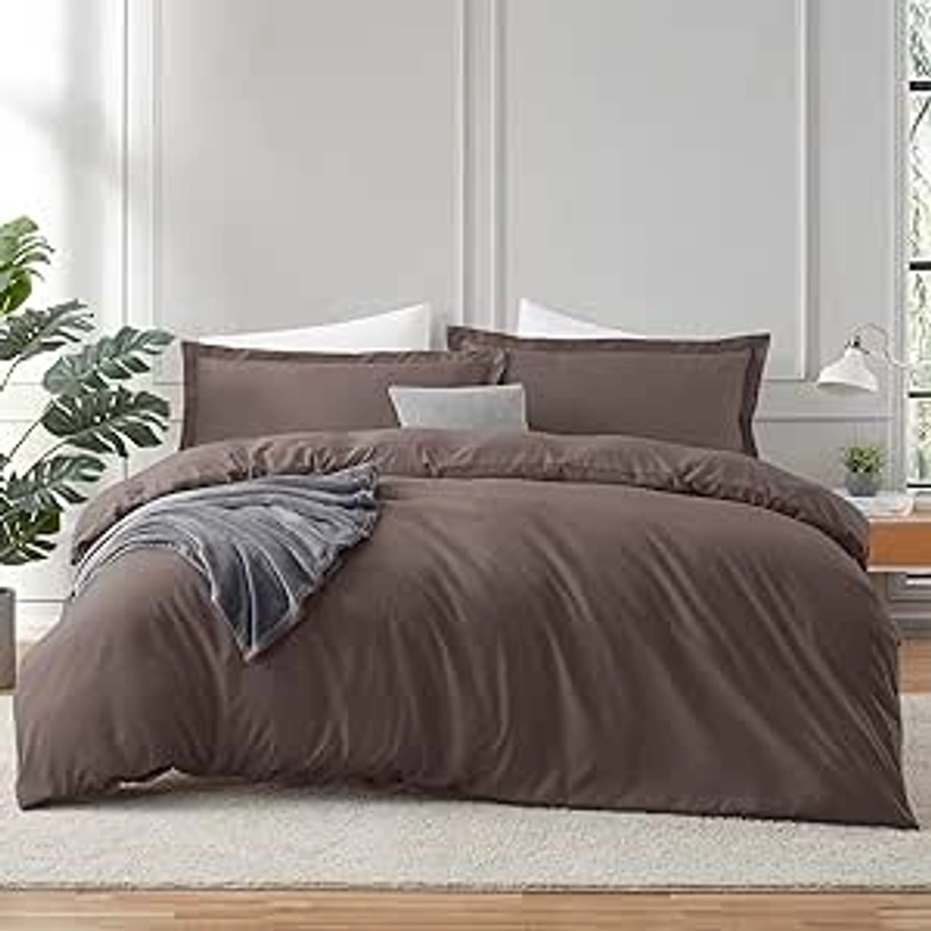 Hearth & Harbor Chocolate Brown Duvet Cover Queen Size - 3 Piece Queen Duvet Cover Set, Soft Double Brushed Queen Size Duvet Covers with Button Closure, 1 Duvet Cover 90x90 inches and 2 Pillow Shams