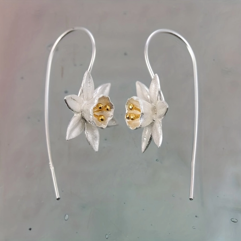 Silvery Exquisite Flower Design Hook Earrings Vintage Elegant Style Alloy Jewelry Delicate Gift For Women Girls Daily Casual