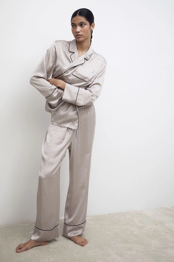 Pyjama en satin avec chemise et pantalon - Gris clair/pois - FEMME | H&M FR