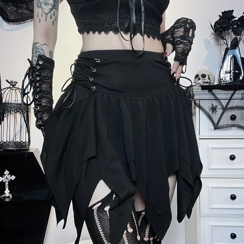 Alt girl gothic skirt