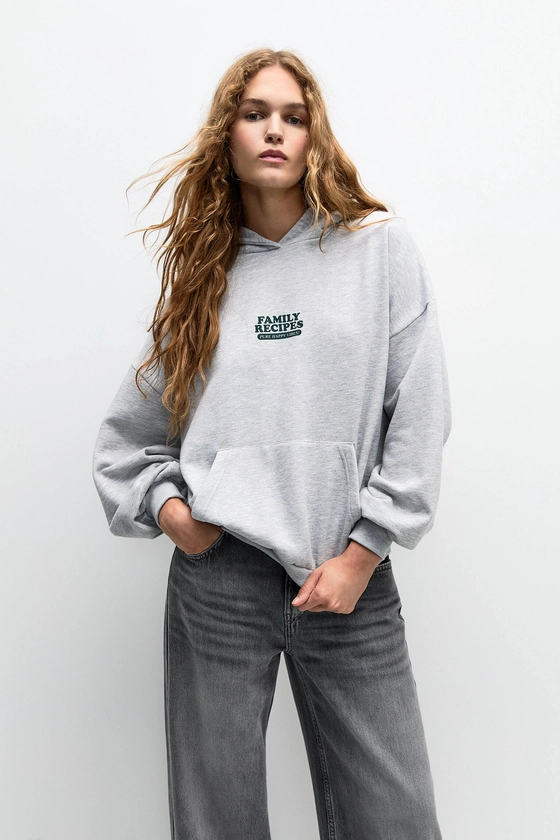 Hoodie mit Kapuze und Pizza - PULL&BEAR