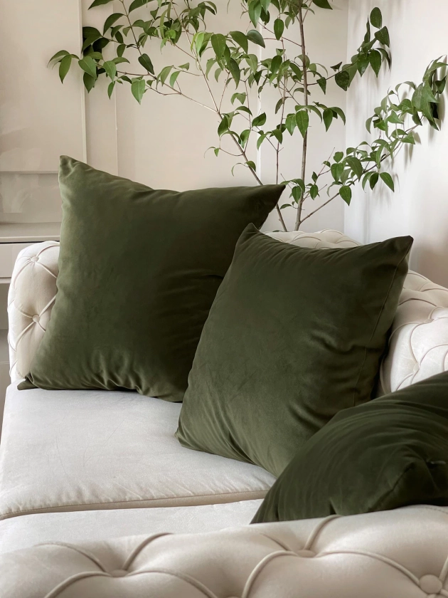 moss green pillow cover // moss green velvet pillow cover // long lumbar cushion // moss green velvet cushion cover // All Sizes