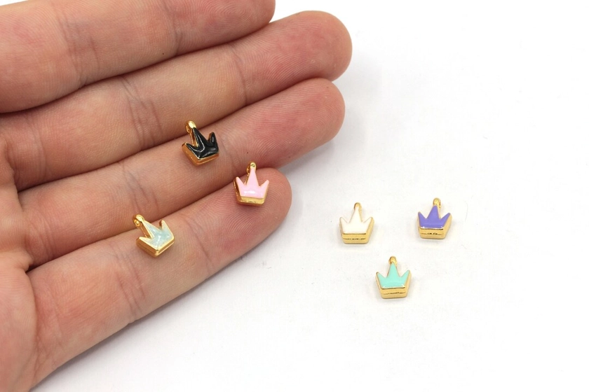 7x9mm 24k Shiny Gold Plated Enamel Crown Charm, Tiny Crown Charm, Tiara Charms, Bracelet Charms, Crown Beads, Gold Plated Findings, GD1174 - Etsy