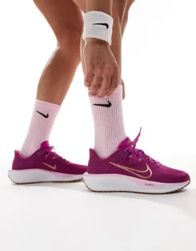 Nike Running - Quest 6 - Baskets - Violet/blanc | ASOS