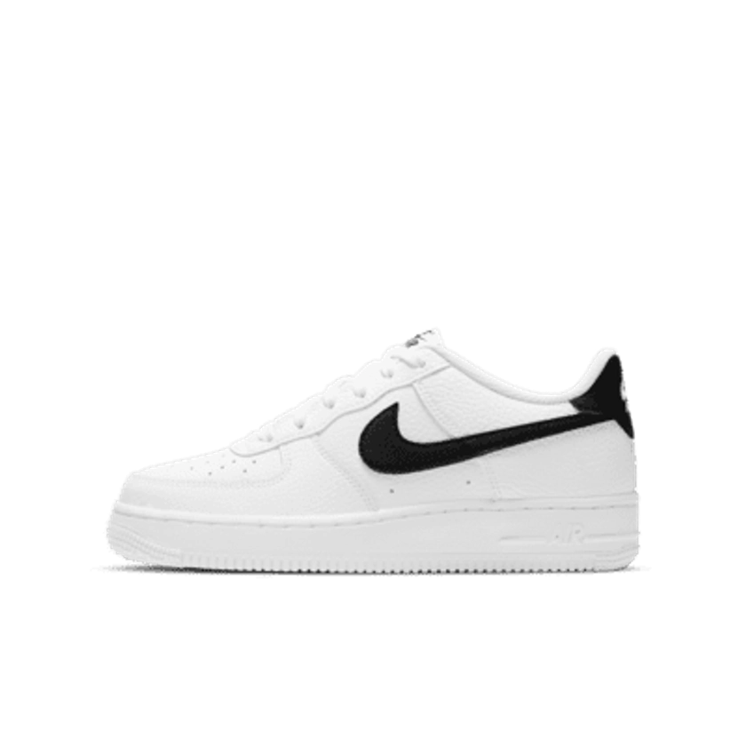 Nike Air Force 1 Older Kids' Shoes