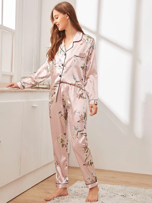 Conjunto PJ de botão com estampado floral