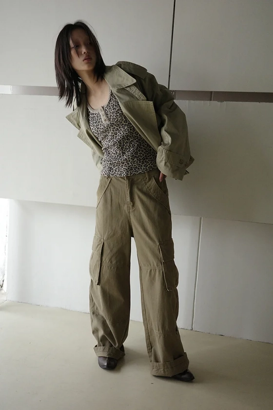 Floor-Length Cargo Pants | Byunli