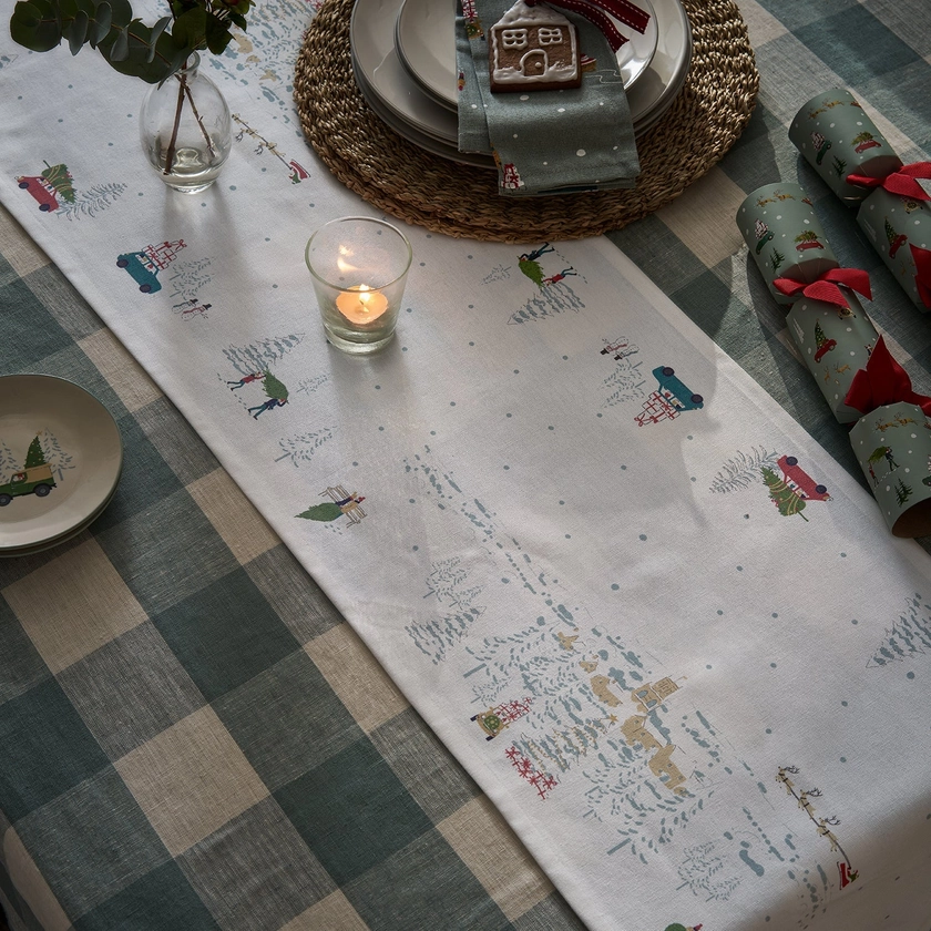 Home for Christmas Border Table Runner