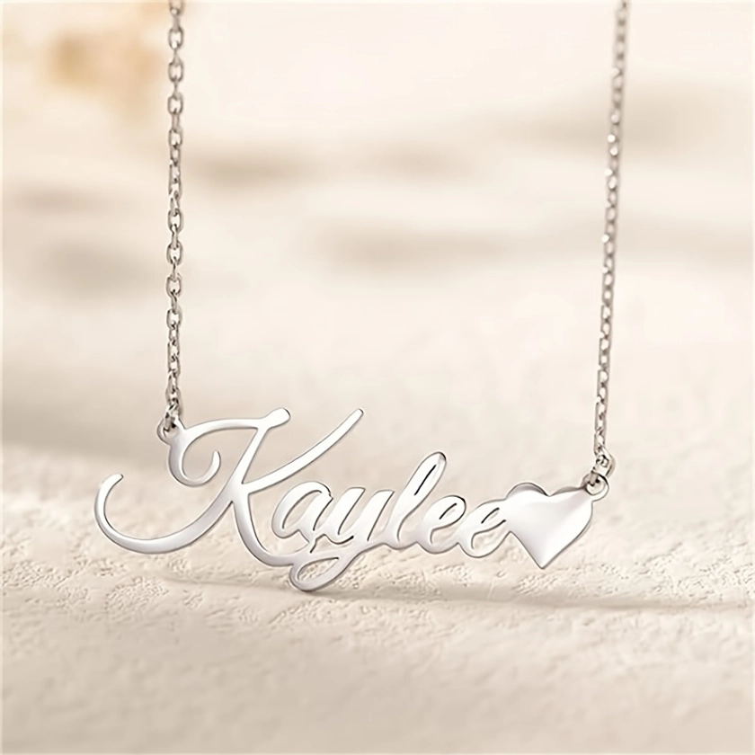 Customized Name Women's Necklace Personalized Heart-Shaped Couple Necklace Stainless Steel Cursive Letter Nameplate Pendant Family Party Jewelry Festi