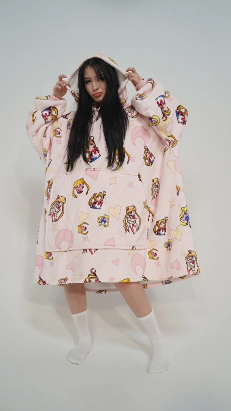 Beeonlyme Sailor Moon Oversized Blanket Hoodie