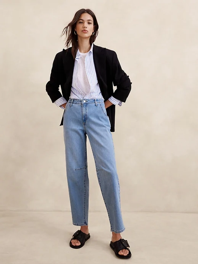 Mid-Rise Barrel Jean