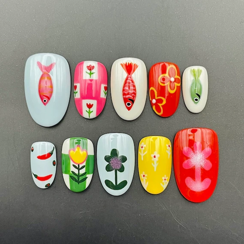 Colorful Painting Fish and Flowers Press On Nails - Handmade Reusable Custom Fingernails - Gel Acrylic Fake Nails - Glue on Nails