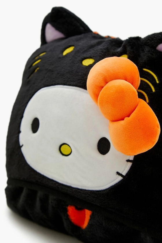 Hooded Hello Kitty Blanket