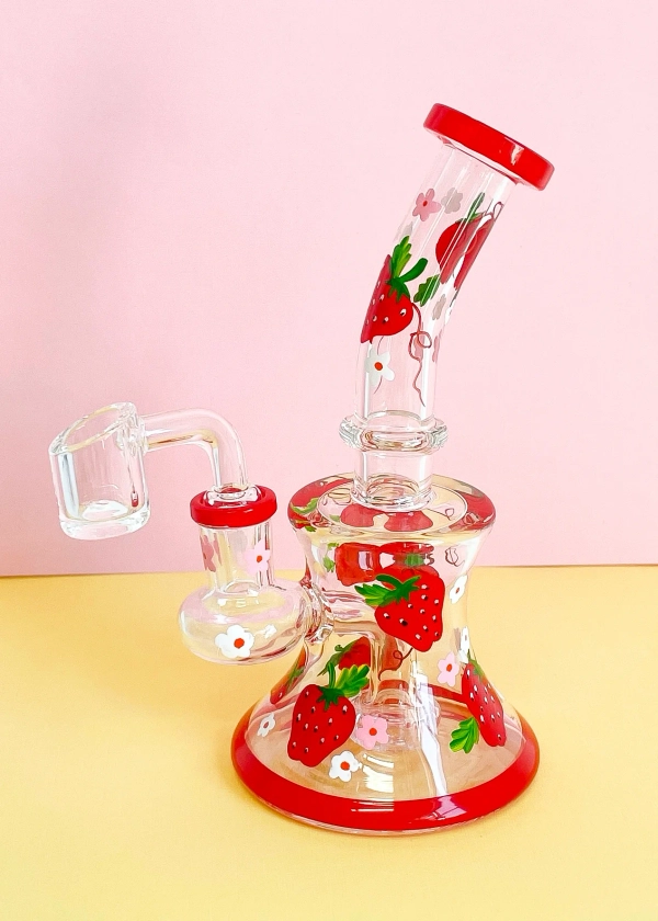 HANDPAINTED STRAWBERRY RIG – Canna Style