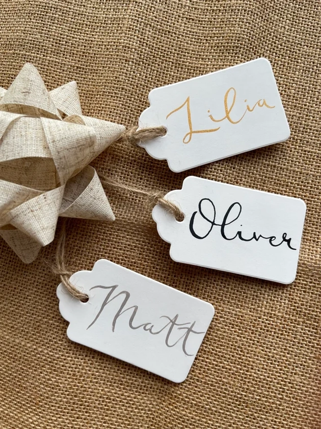 Personalised Gift Tags - Handwritten Calligraphy - White gift tags - Custom Wedding & Party Favours - Scalloped Edge - Gift Labels