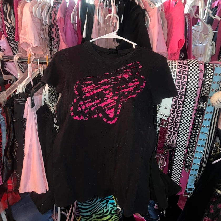 ☆ HOT PINK FOX RACING 2000s SHIRT ☆ size medium has...