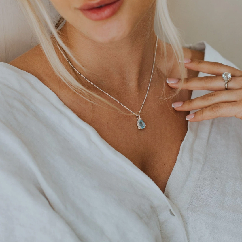 Dainty Silver Alba Necklace | Dainty Green Gemstone Necklace