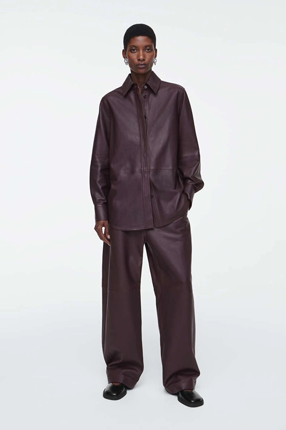 LEATHER BARREL-LEG UTILITY TROUSERS - BORDEAUX - COS